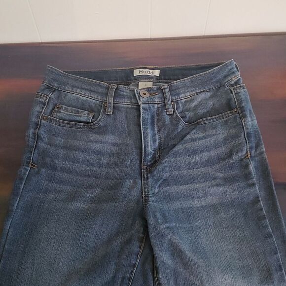 EUC Mudd Straight Leg Jeans Sz 5 - Picture 4 of 8